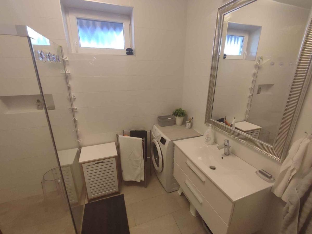 Holiday Home In Balatonboglar 45807 Luaran gambar