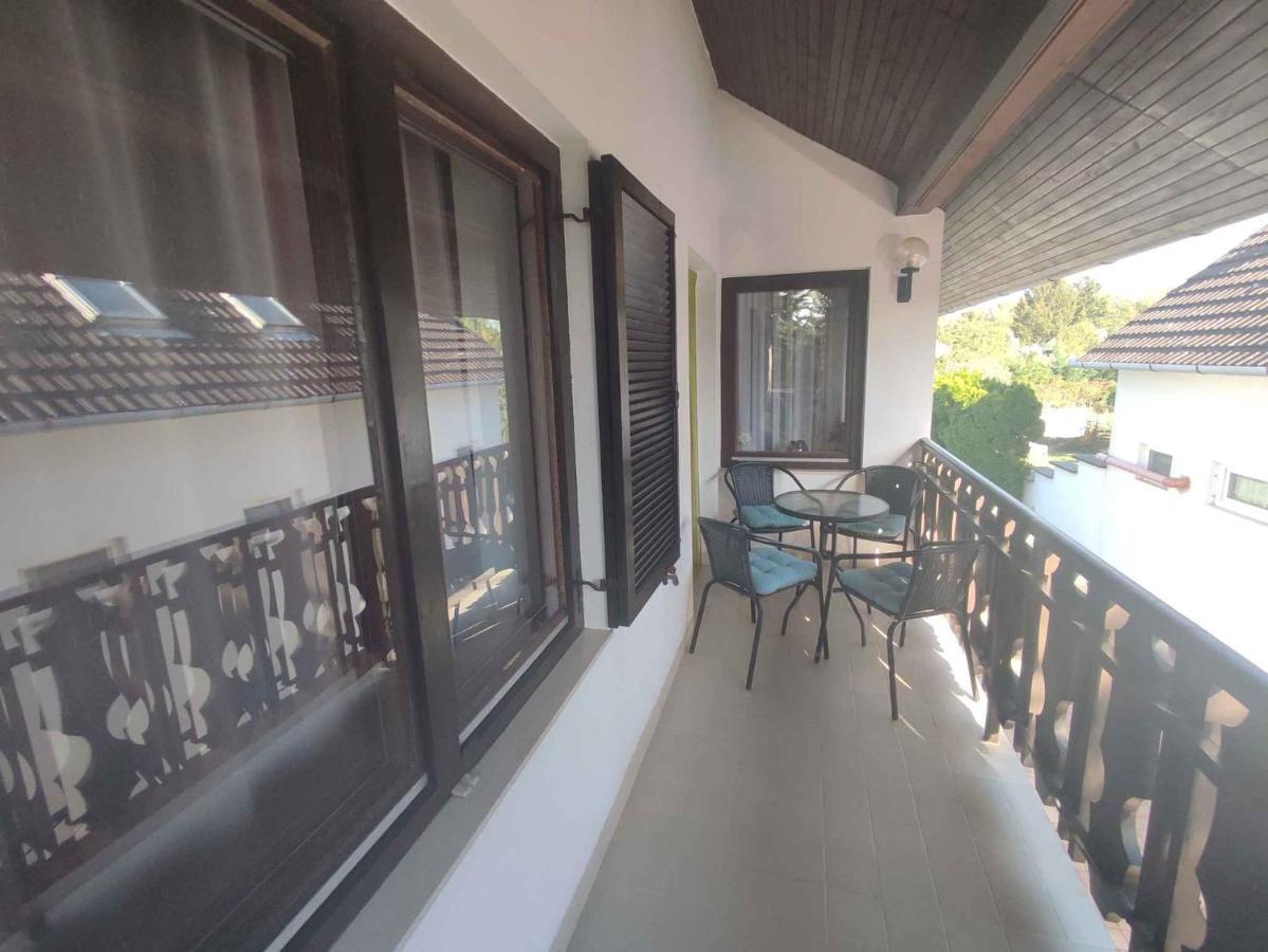Holiday Home In Balatonboglar 45807 Luaran gambar